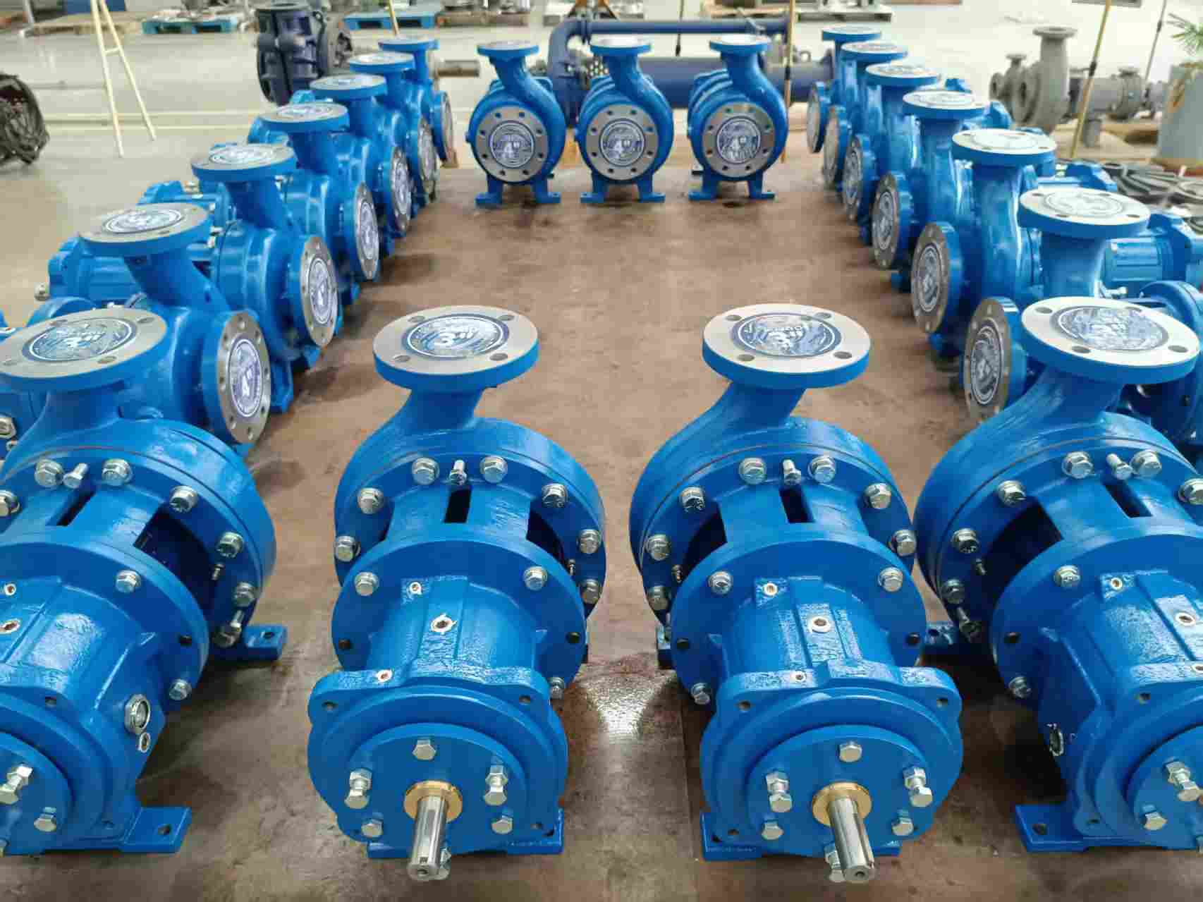 التسليم الناجح والشحن المرتقب لـ 20 مضخة معالجة كيميائية إلى عميل أوروبي